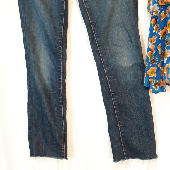 J Brand Distessed Blue Jeans - Picture 3 of 8
